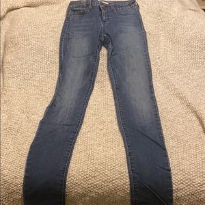 Bullhead skinny jeans size 3